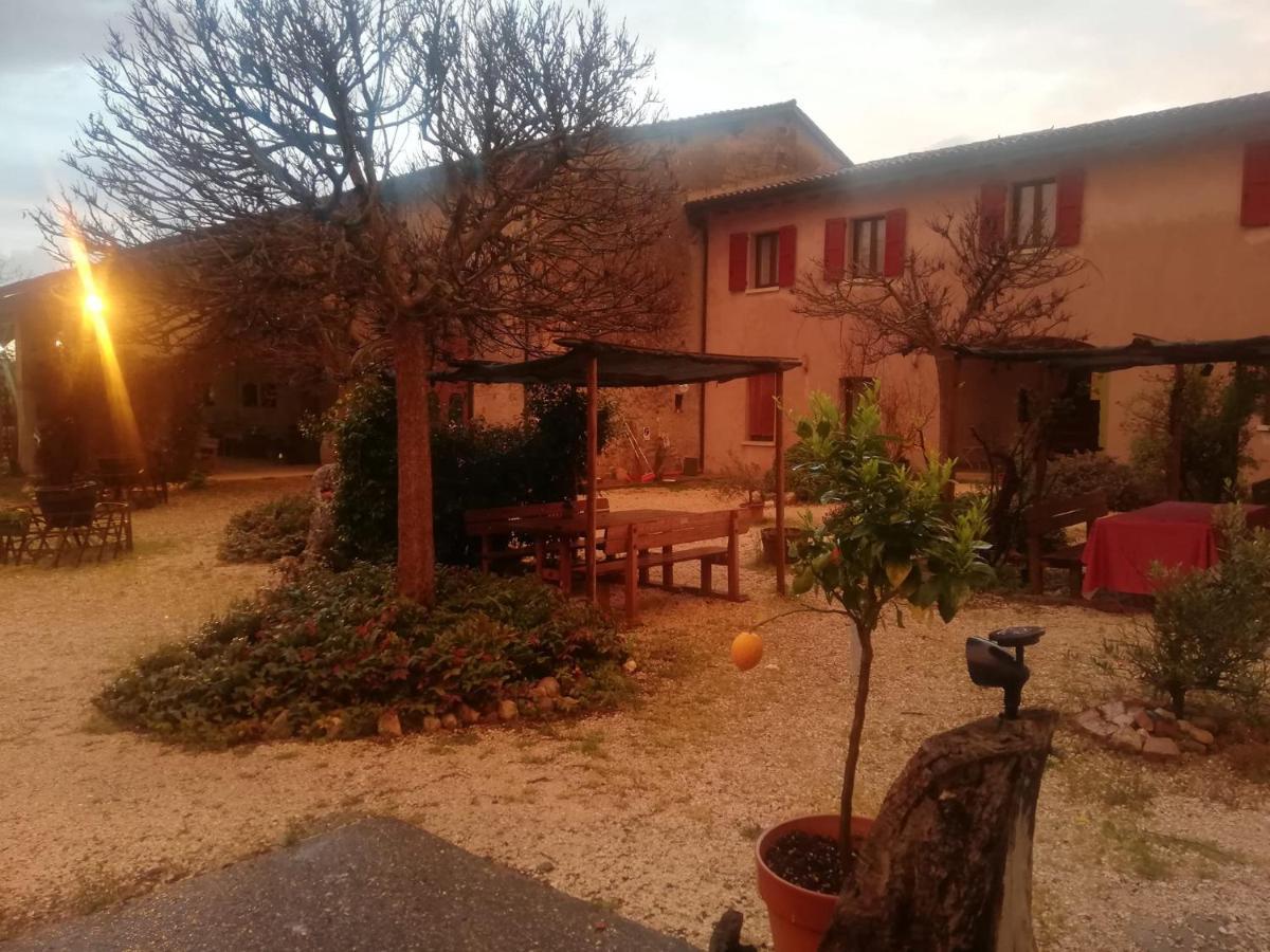 Agriturismo Con Cucina Tipica Nuova Scardua Cavriana Kültér fotó