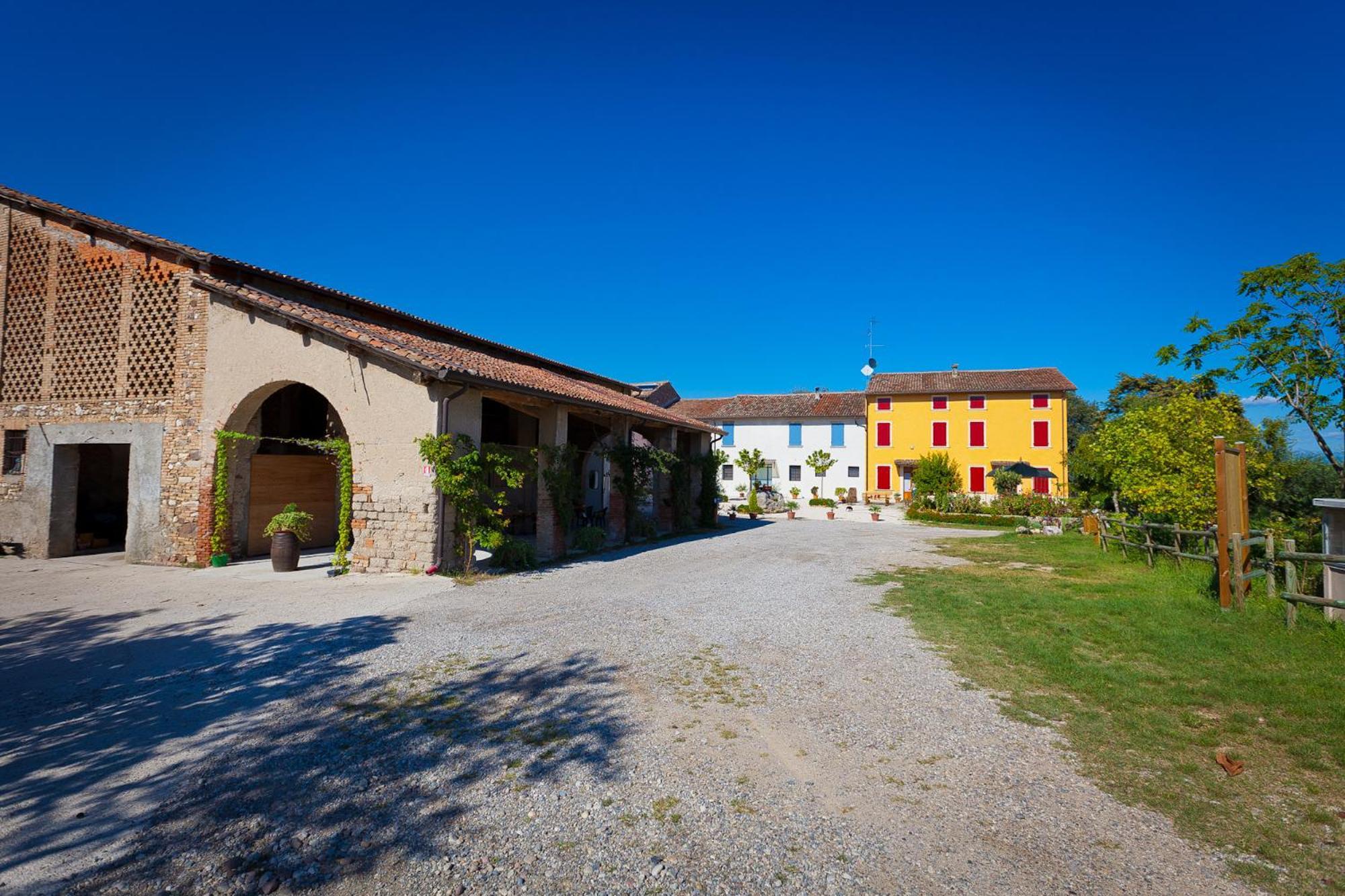 Agriturismo Con Cucina Tipica Nuova Scardua Vendégház Cavriana Kültér fotó